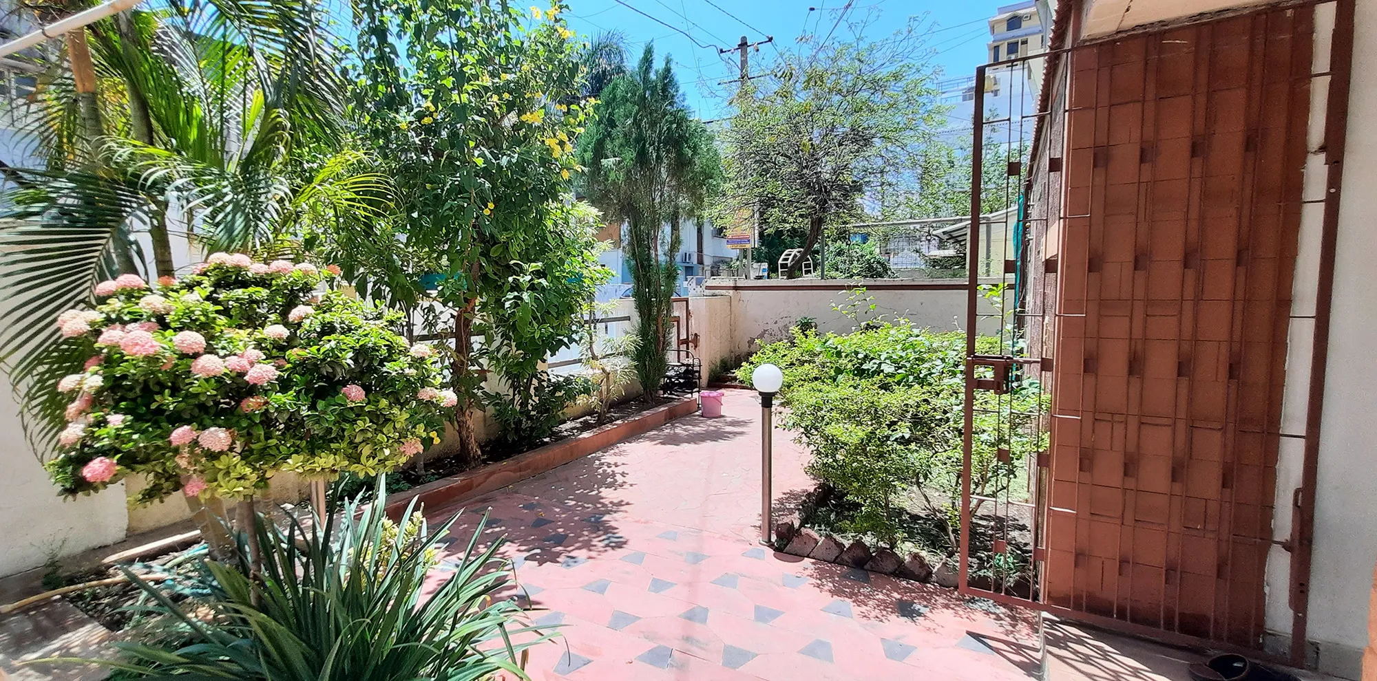 Garden-1